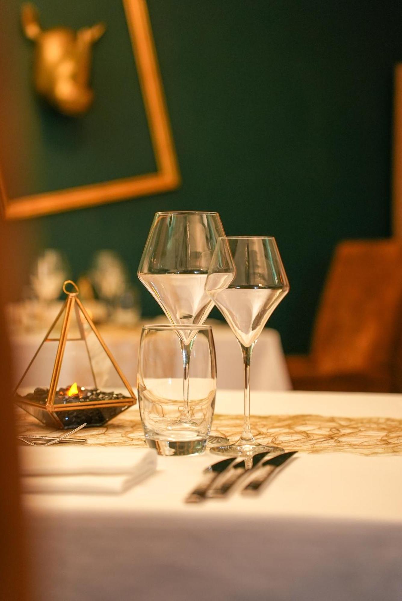 Logis Le Relais De La Voie Sacree Otel Issoncourt Dış mekan fotoğraf