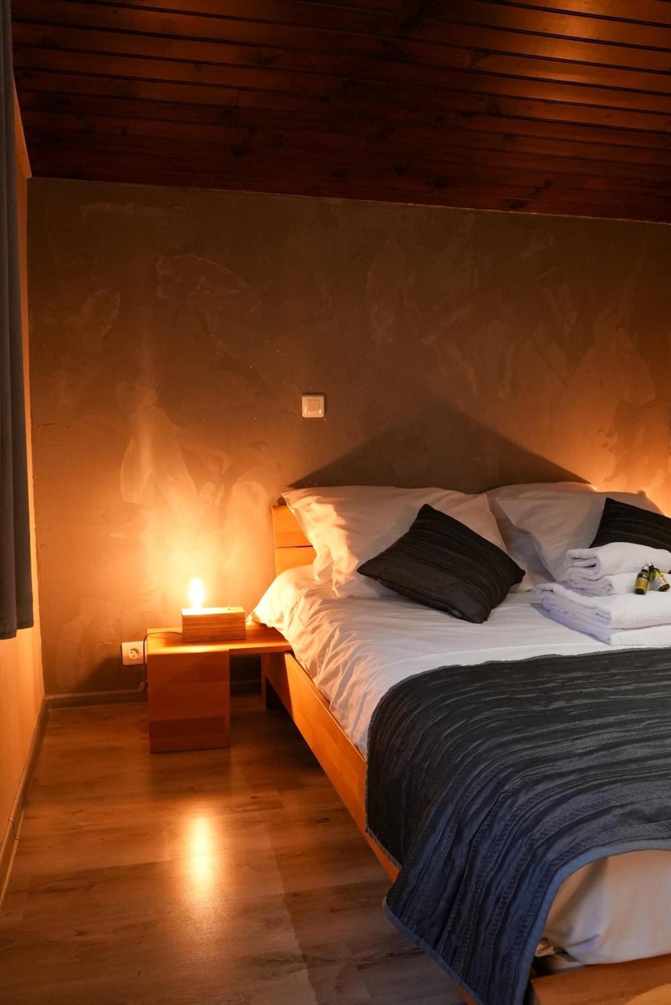 Logis Le Relais De La Voie Sacree Otel Issoncourt Dış mekan fotoğraf